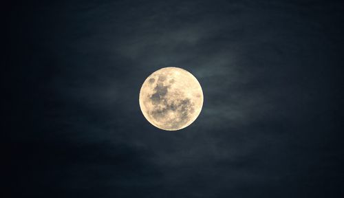 Magic Moon - Magischer Mond