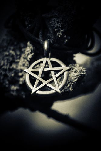 Pentagramm Essenz "Schutz vor negativen Geistern und dunklen Mächten"